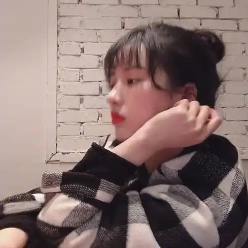  刘些宁真的好会拍