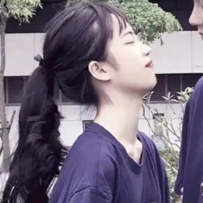 最新秀恩爱情侣头像趁年轻去努力去情爱  最新秀恩爱情侣头像趁年轻去努力去情爱