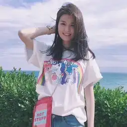  券抢的太快了,明星同款佟丽娅独角兽彩虹小马t恤男女情侣款宽特价购物...