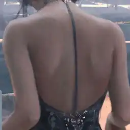  女生高清性感上半身部位头像