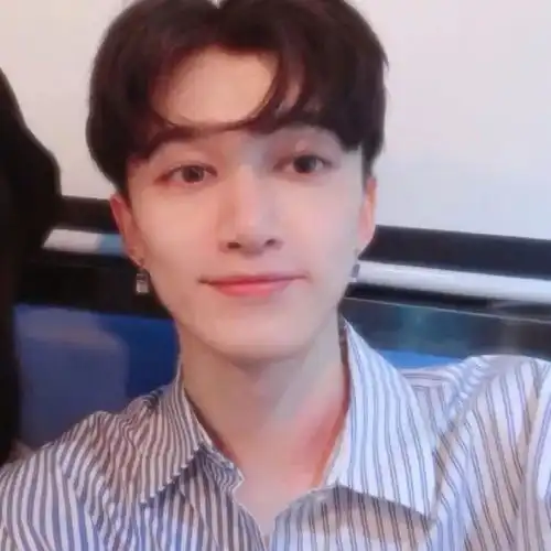  抖音超火的情侣头像