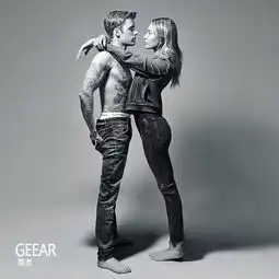  贾斯汀比伯夫妇婚后首次合拍广告,甜蜜画面羡煞所有粉丝
