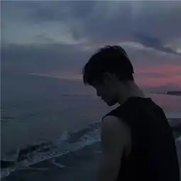 男生背影头像黑夜