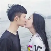  两个动漫小猫的情侣头像我不需要莫名其妙的冷漠
