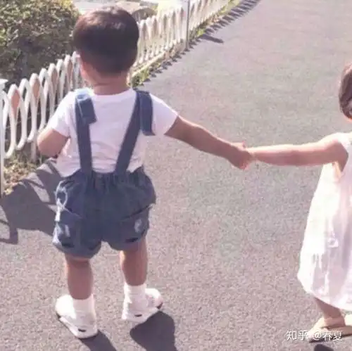  有没有小孩子的情侣头像