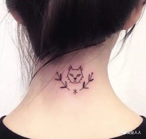  这个夏天,你要不要做个诱惑的小纹身呢