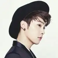  喝奶茶帅哥图片微信头像图片大全