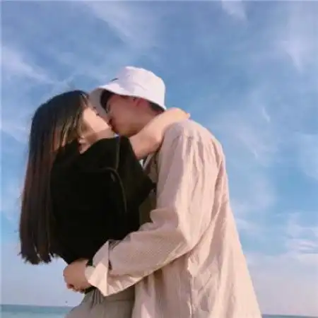 情侣头像男左女右男神女神么么哒 情侣头像男左女右男神女神么么哒