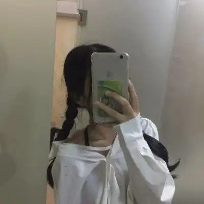 情侣头像好看伤感侧脸