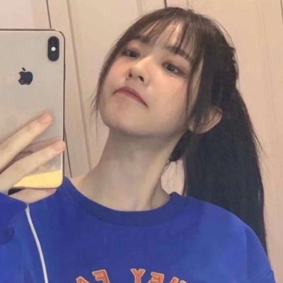  世间的温柔皆如干净的云朵和你