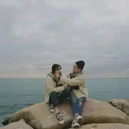 下辈子你平凡点我们在一起  下辈子你平凡点我们在一起