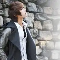  谁能帮我找个和这头像搭配的情侣头像啊