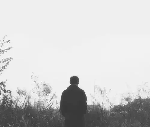 尊重他人的恋爱史,是一种风度,更是一种释怀 尊重他人的恋爱史,是一种风度,更是一种释怀