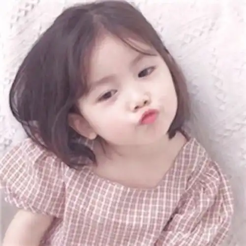 2019高清萌小孩情侣一对