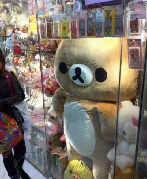  搞笑图片姑娘,劝你改个店名吧,每天那么多人咨询你不烦吗