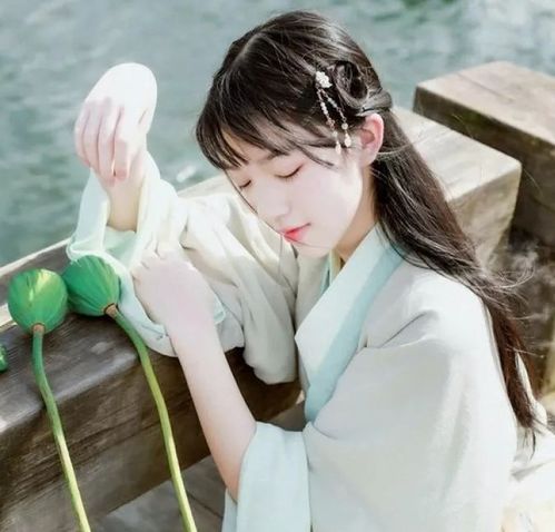  八字看婚姻导致女人感情不顺,的命理原因有哪些