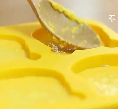  教宝宝辅食食谱南瓜大米发糕