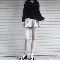  下半身裙漏腿头像微信头像图片大全
