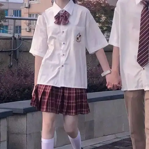  情侣头像拉手情侣头像