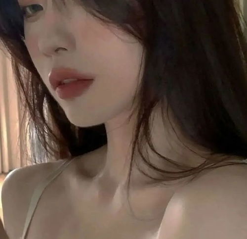  心里没你的男生,微信上才会回复你这4个字不值得爱情如果有一天网易订阅