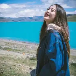  女生头像你不来,花不谢