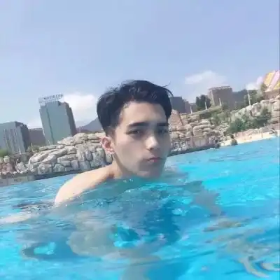 抱花情侣头像一男一女双