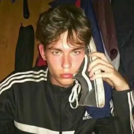  欧美帅气男生头像,一看就比较成熟的男人