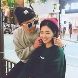 qq情侣头像双人的马思纯