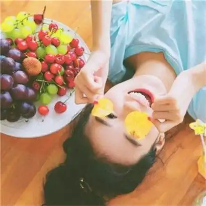  女生微信闺蜜头像一左一右,适合一个人一张使用的