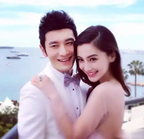 黄晓明低调情侣装炫恩爱太甜他独宠的女人美炸了,爱情煞羡旁人 黄晓明低调情侣装炫恩爱太甜他独宠的女人美炸了,爱情煞羡旁人