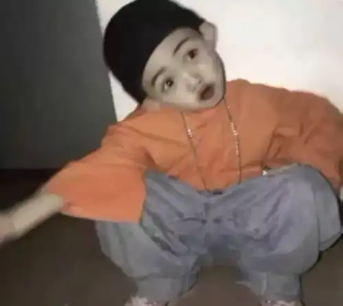  这是情侣头像吗