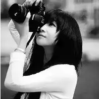  你在我心里最受伤的地方黑色头像