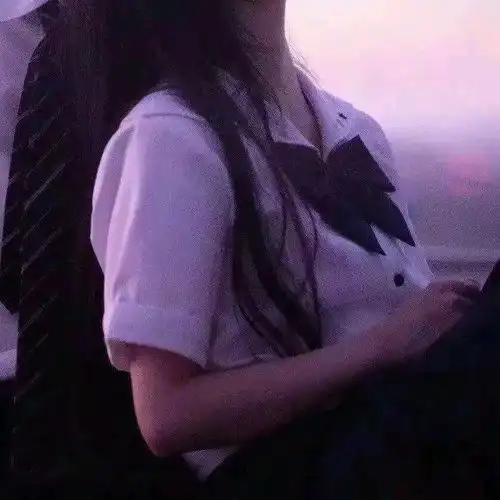  挑选属于你们情侣头像