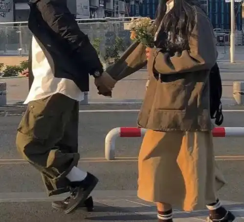  最让男生心动的3瞬间,只要小姐姐主动出击,他没反应算我输