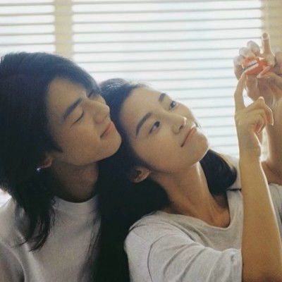 从校服到婚纱,情侣头像