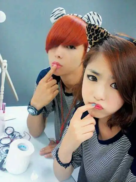 他们是谁啊 他们是谁啊