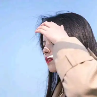  请你珍惜你身边的每一位人,请不要伤害她,