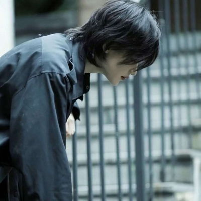  祁宋ins酷帅真人高冷男生头像