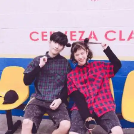  高清甜蜜头像情侣图片不想取悦任何的人