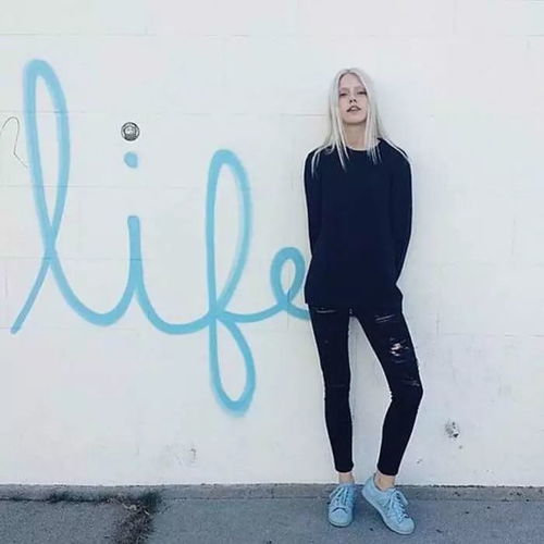  女生头像丨不能强迫别人来爱自己,只能努力让自己成为值得爱的人