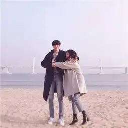  那些跟老同学结婚的人,现在过的幸福吗