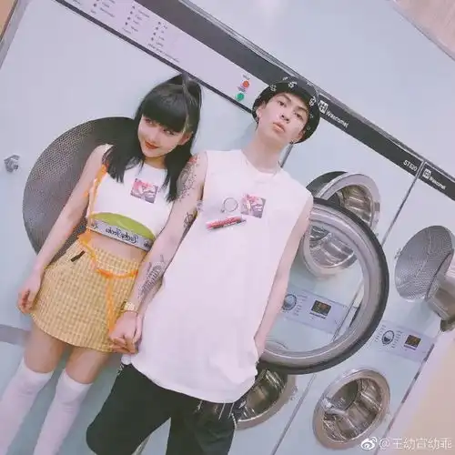  听完网红潮人情侣怎么看渣男渣女,我笑了