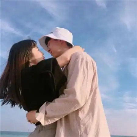  情侣头像男左女右男神女神么么哒