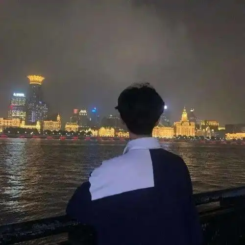 背影情侣头像真人版微信