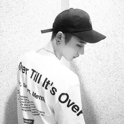 霸气冷酷无情情侣头像缠