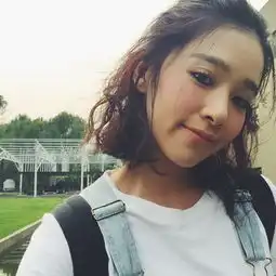  求阚清子美图可以当头像