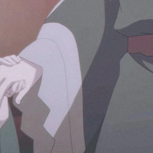  超火双人动漫情侣头像满身都是酒味,总好过满眼都是泪水