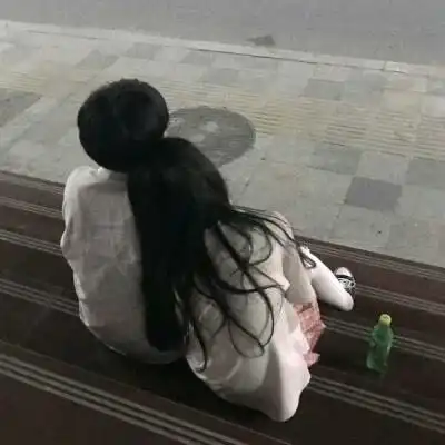  他看到这些文案会不会难过