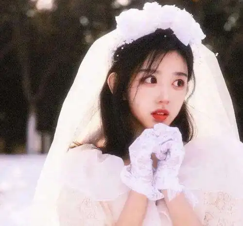  男人这些下意识的行为,极其容易使女人动心,你知道吗