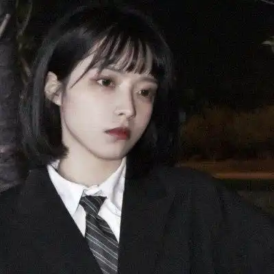  真人女生头像做不到爱我就别靠近我伤害我,好嘛